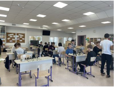 В Лицее «Физико- технической школы» прошел турнир по быстрым шахматам.